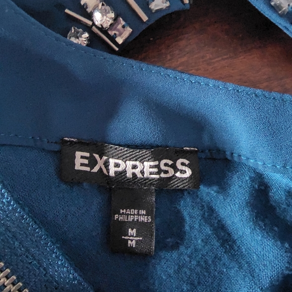 Express Jeweled Top - Picture 3 of 3